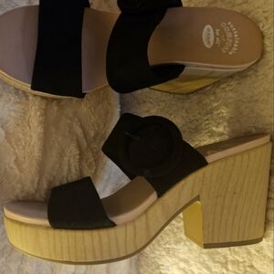 BAYSIDE Dr. Scholl's Sustainable Comfort Black Clogs